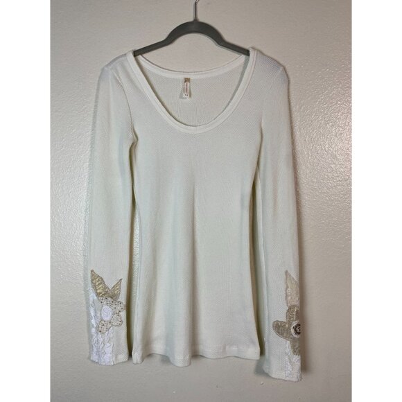 Free People Heart on Sleeve Thermal Knit Top Sz Medium Cream Lace Beaded Floral - Picture 1 of 16